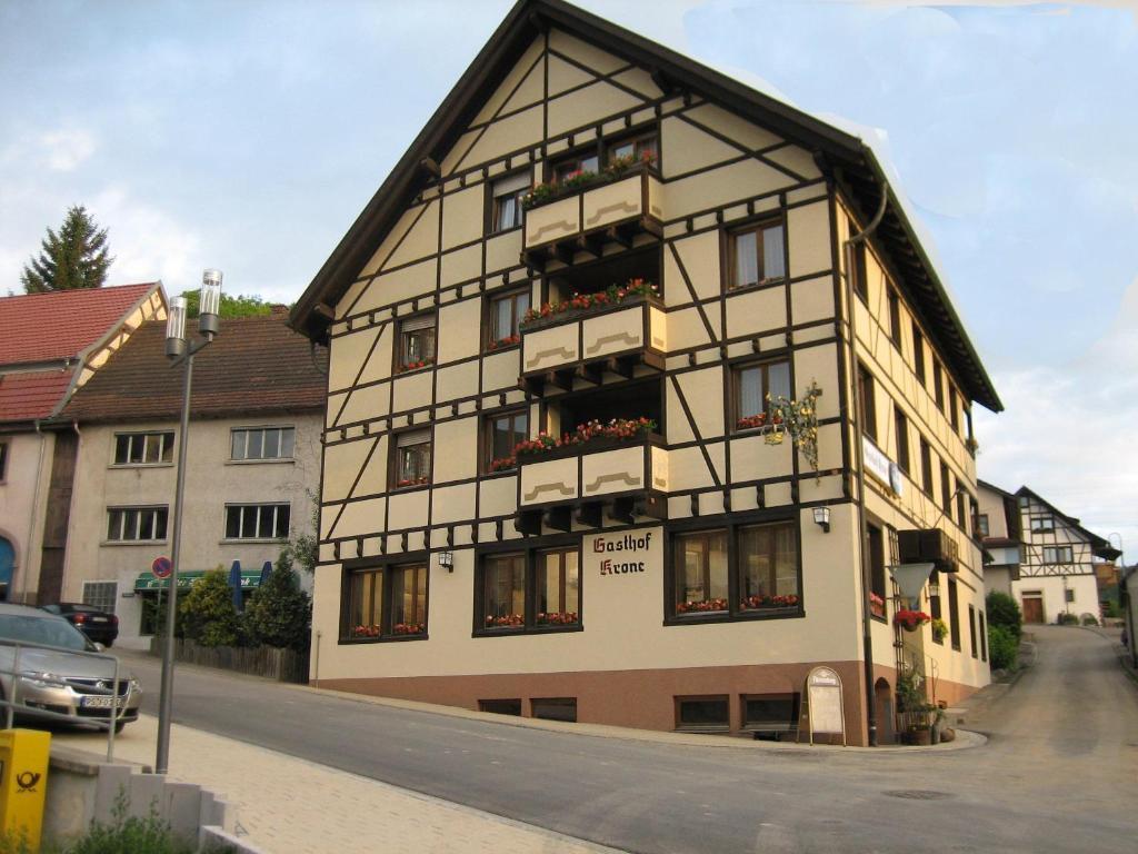 Hotel Krone Stuehlingen - Das Tor Zum Suedschwarzwald Exterior photo